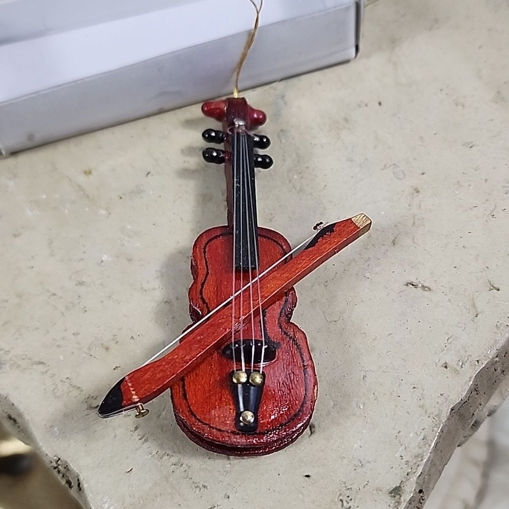 Violin and Box Boxed Ornament Set